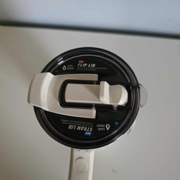 NWT HydraPeak Artisan Collection Dark Blue Bows Voyager 25 oz Flip & Straw Lid - Picture 5 of 8